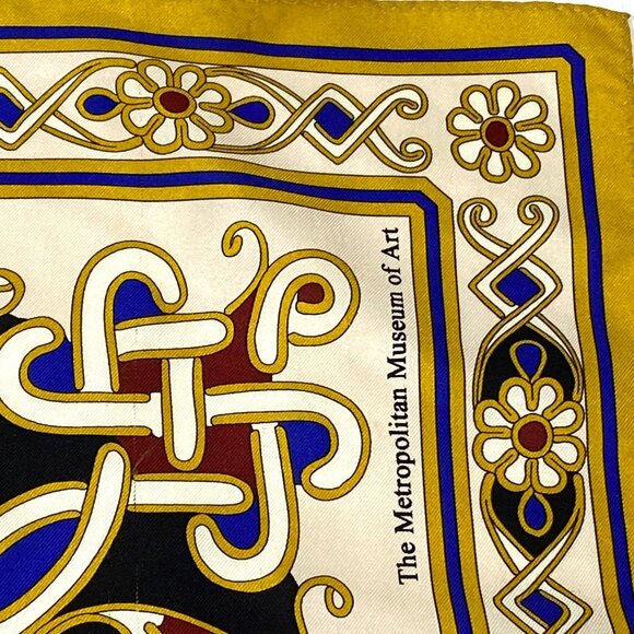 Metropolitan Museum Of Art MMOA Silk Scarf Celtic Knot Design Multicolor - Picture 3 of 9